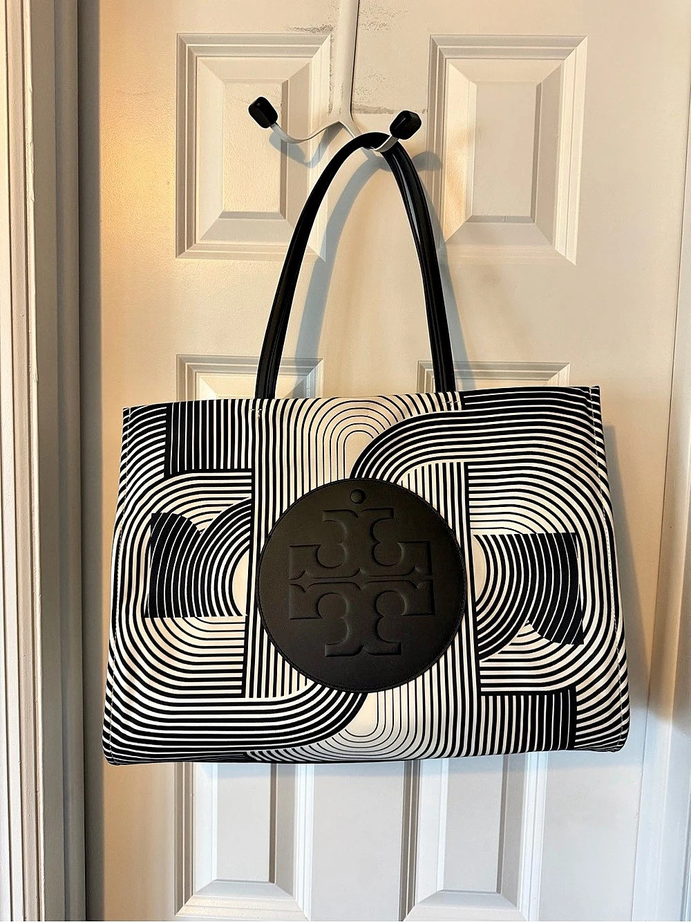 NWOT. Tory Burch Infinit-T Print Ella Tote Black & White
